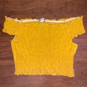 TOPSHOP women’s yellow ribbed off the shoulder top